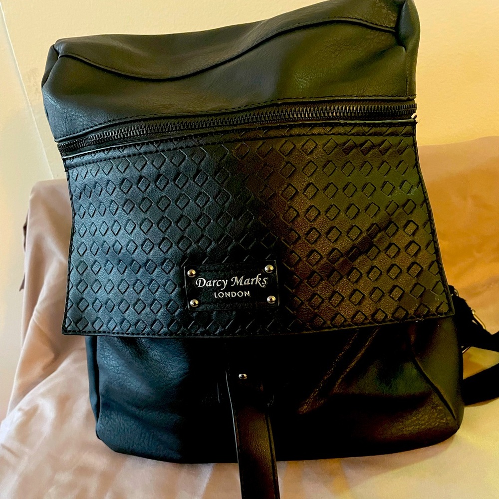 Darcy Marks London‎ Vegan Leather Black Backpack Purse Bag 12x12x5”
